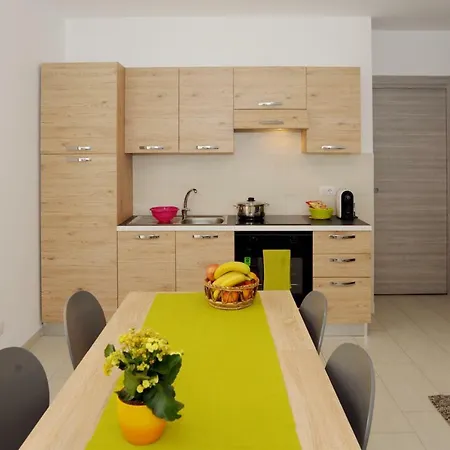 Alkira * ألغيرو