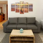 Alkira - Via Txu Terrat Apartament