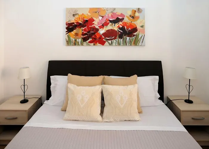 Apartman Alkira - Via Txu Terrat *