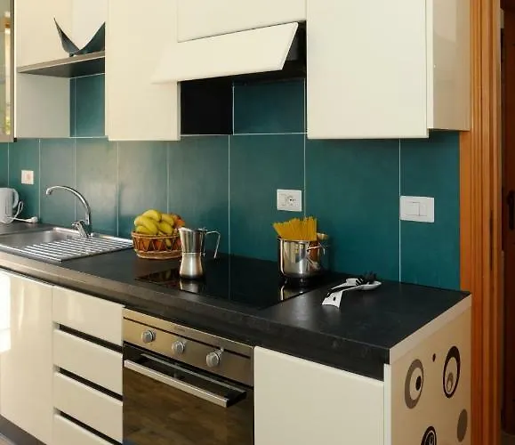 Alkira - Via Txu Terrat Apartman *