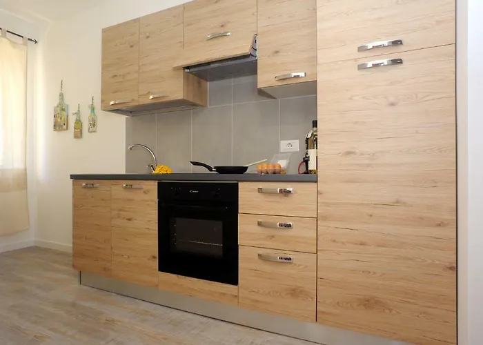 Alkira - Via Txu Terrat Apartman