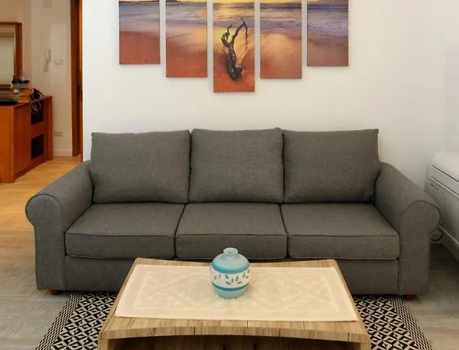 Alkira - Via Txu Terrat Apartman