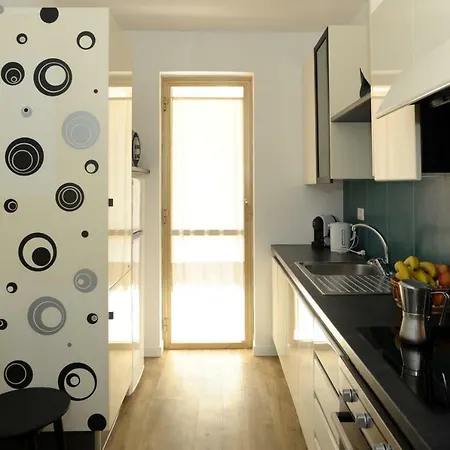 Alkira - Via Txu Terrat Apartman *